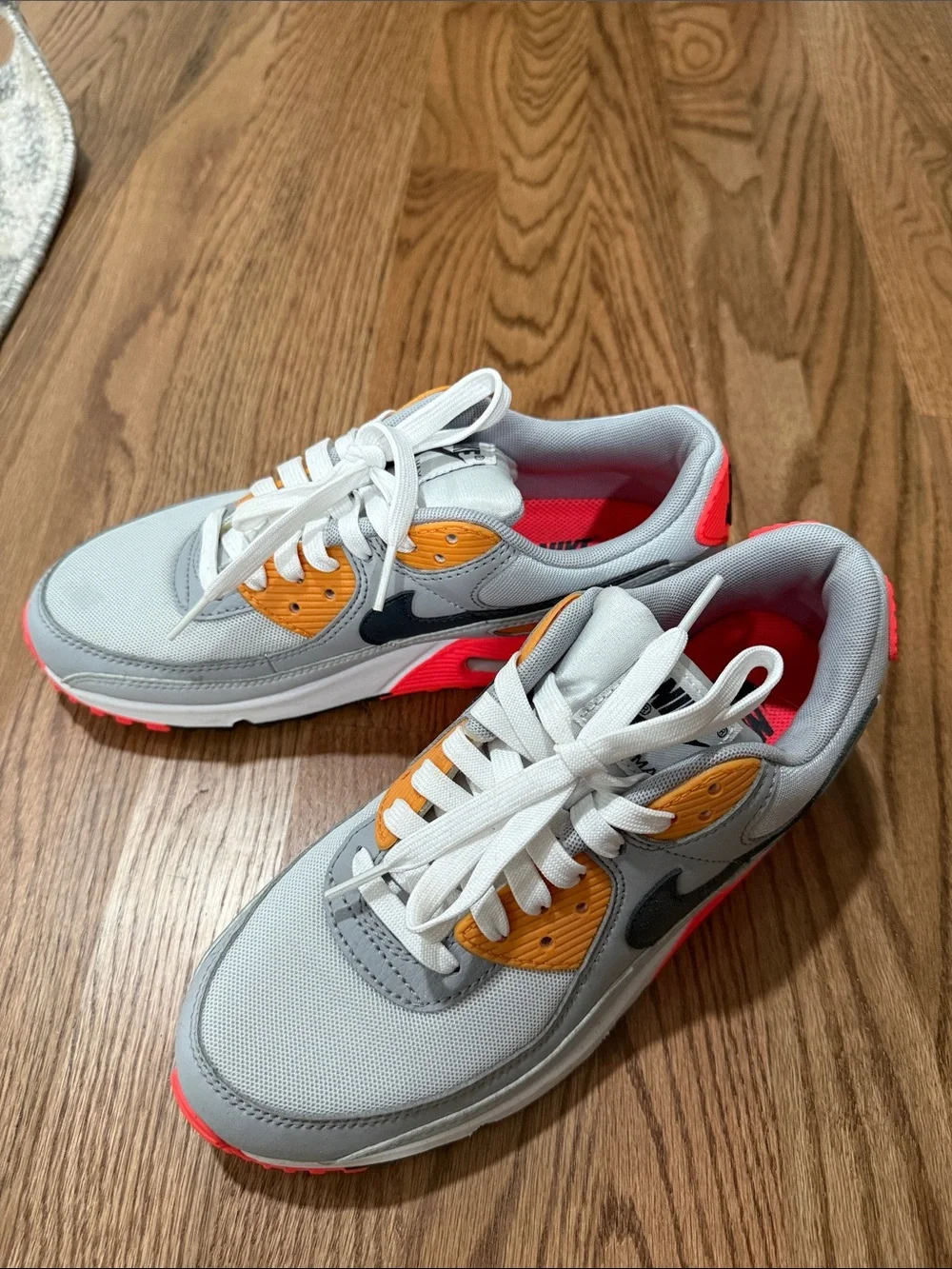 Nike Low-Top Sneakers in White, Gray & Orange